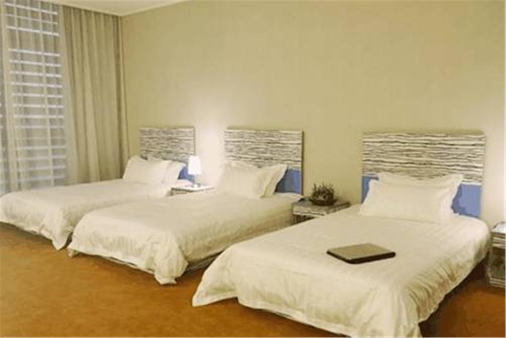 The Land Hotel Shanghai Exterior photo
